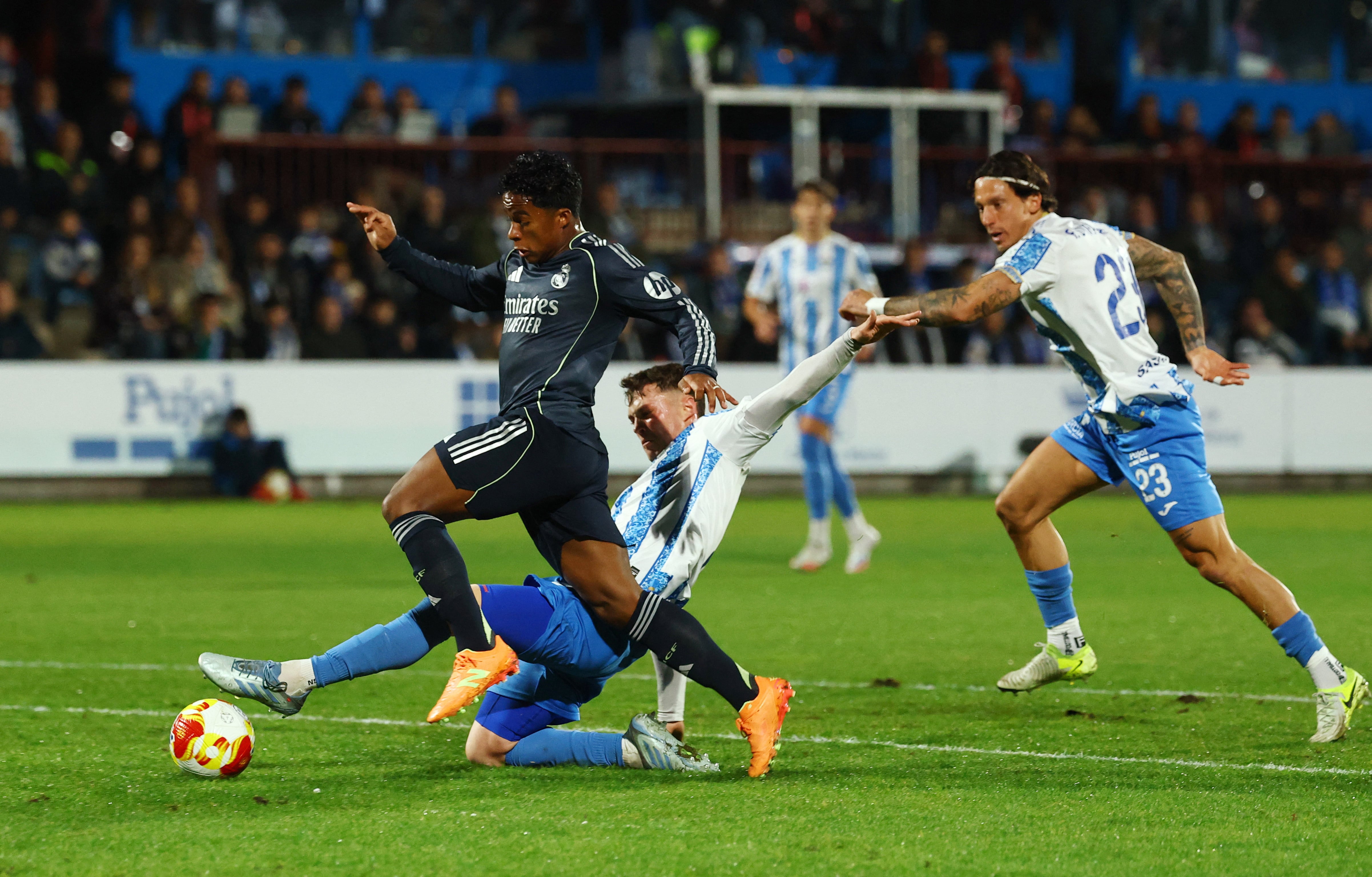 Racing-Barcelona y Albacete-Madrid; así ha sido el sorteo de los octavos de final de la Copa del Rey