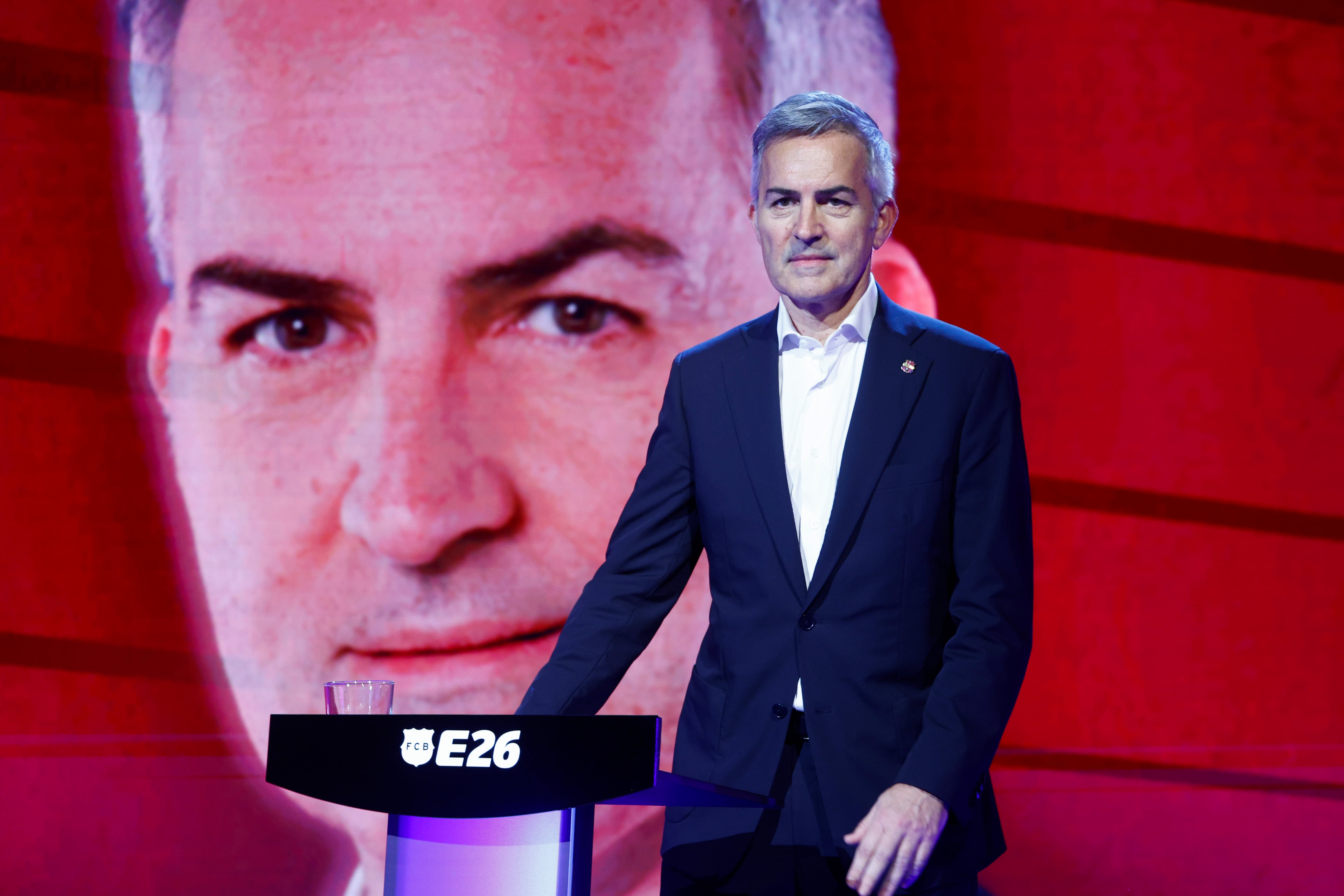 Víctor Font, el tozudo que insiste en unir al barcelonismo